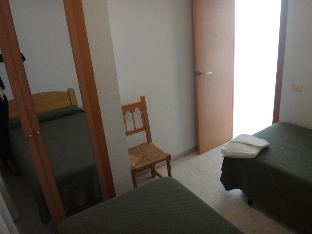 Apartamentos Parada Oropesa del Mar Bilik gambar